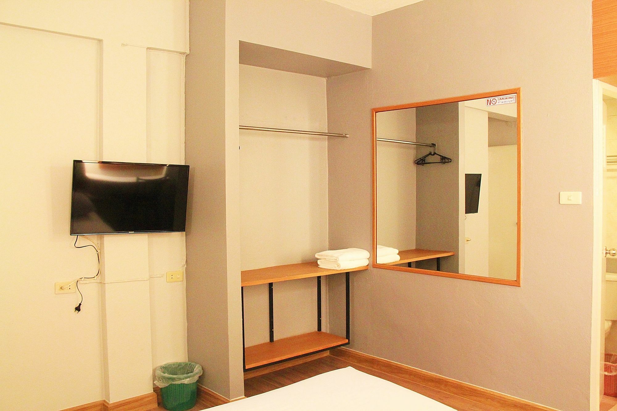 โรงแรมเรือนทิพย์ เชียงราย Ruean Tip Hotel Εξωτερικό φωτογραφία