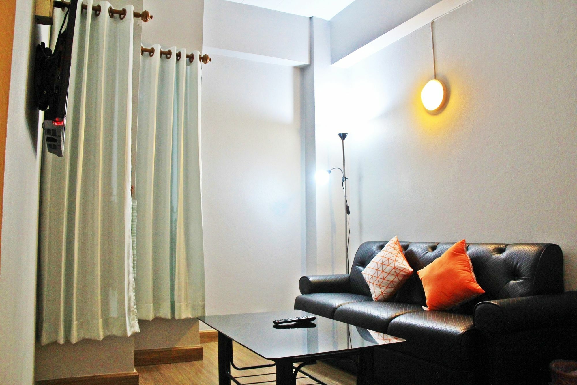 โรงแรมเรือนทิพย์ เชียงราย Ruean Tip Hotel Εξωτερικό φωτογραφία